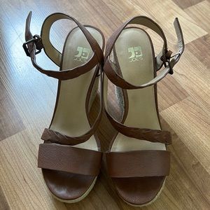 Joe’s espadrille wedge